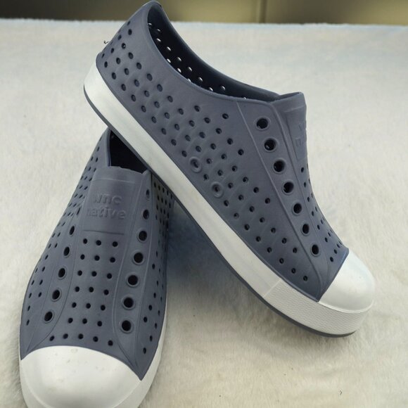NWOT WNC Native Shoes‎ Size 36 5.5 6 Gray Waterproof Slip-On Lightweight Casual - Picture 2 of 8